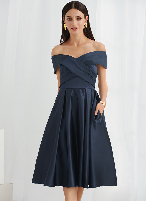Robe Satinée Épaule Dénudée Élégante - gallery 2