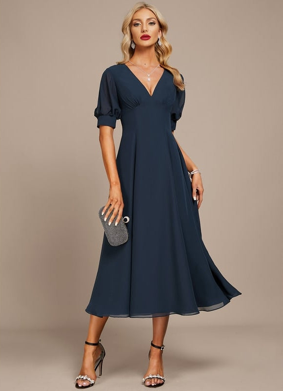 Robe Plissée Élégante Col V