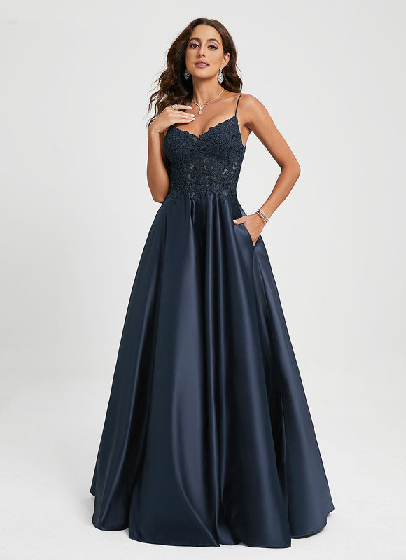 Robe De Bal Satinée Chic Élégante