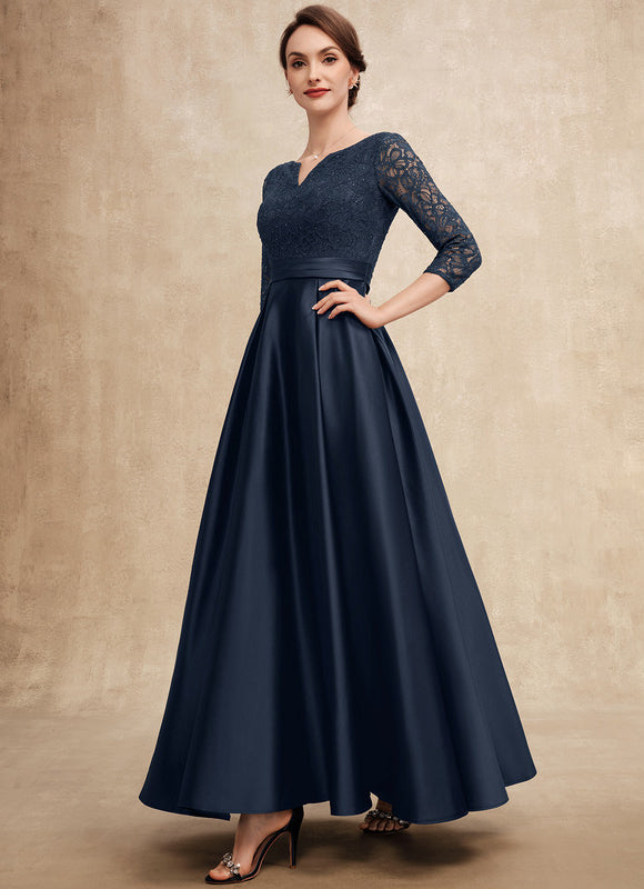 Robe Élégante Satinée Col V Nuit - gallery 3