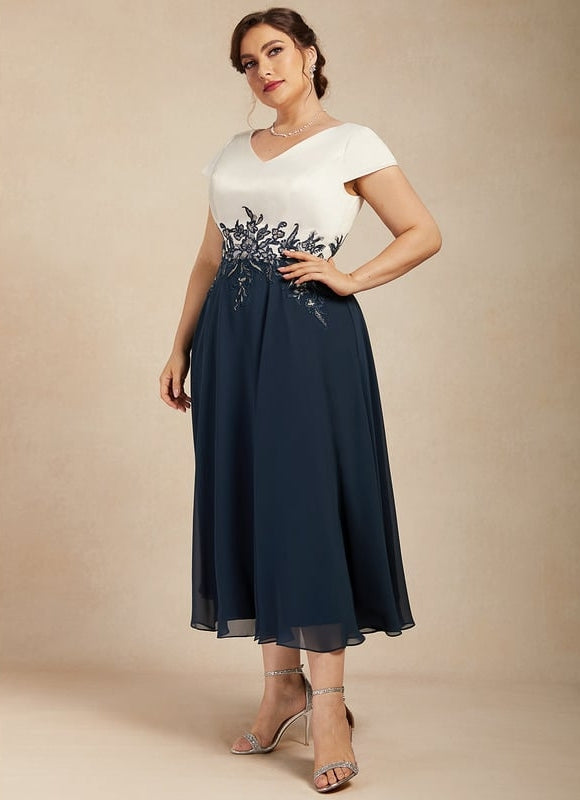 Robe Élégante Col V Satinée Chic - gallery 9