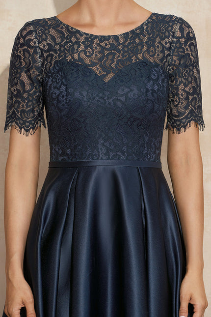 Robe Élégante Satinée Col Illusion - gallery 2