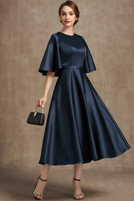 Robe Satinée Élégante Col Rond