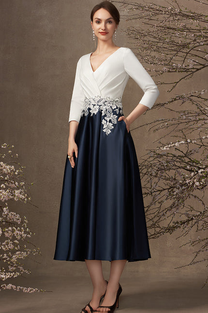Robe Élégante Satinée Col V Floral