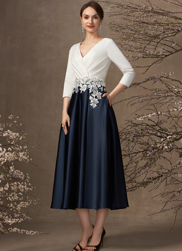 Robe Élégante Satinée Col V Floral