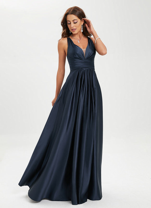 Robe Satinée Élégante Fendue Col V - gallery 3
