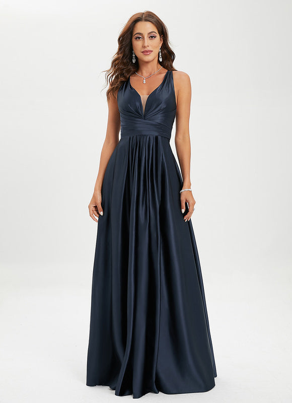 Robe Satinée Élégante Fendue Col V - gallery 1