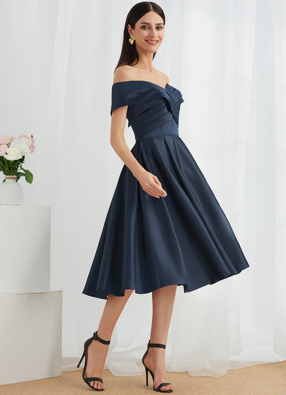 Robe Satinée Épaule Dénudée Élégante - gallery 1